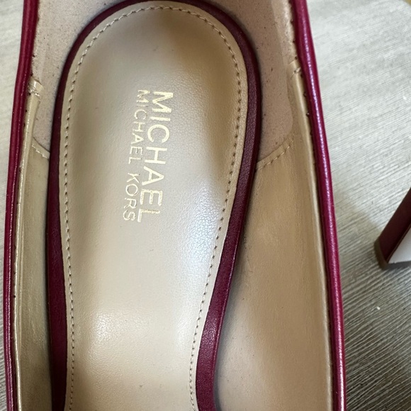 Michael Kors Women's deep red Amara Pumps size 9 nwot - Picture 7 of 11